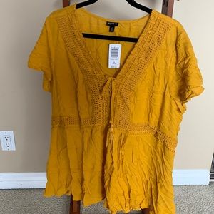 Babydoll Crinkle Gauze Crochet Inset Lace-Up Top size 2